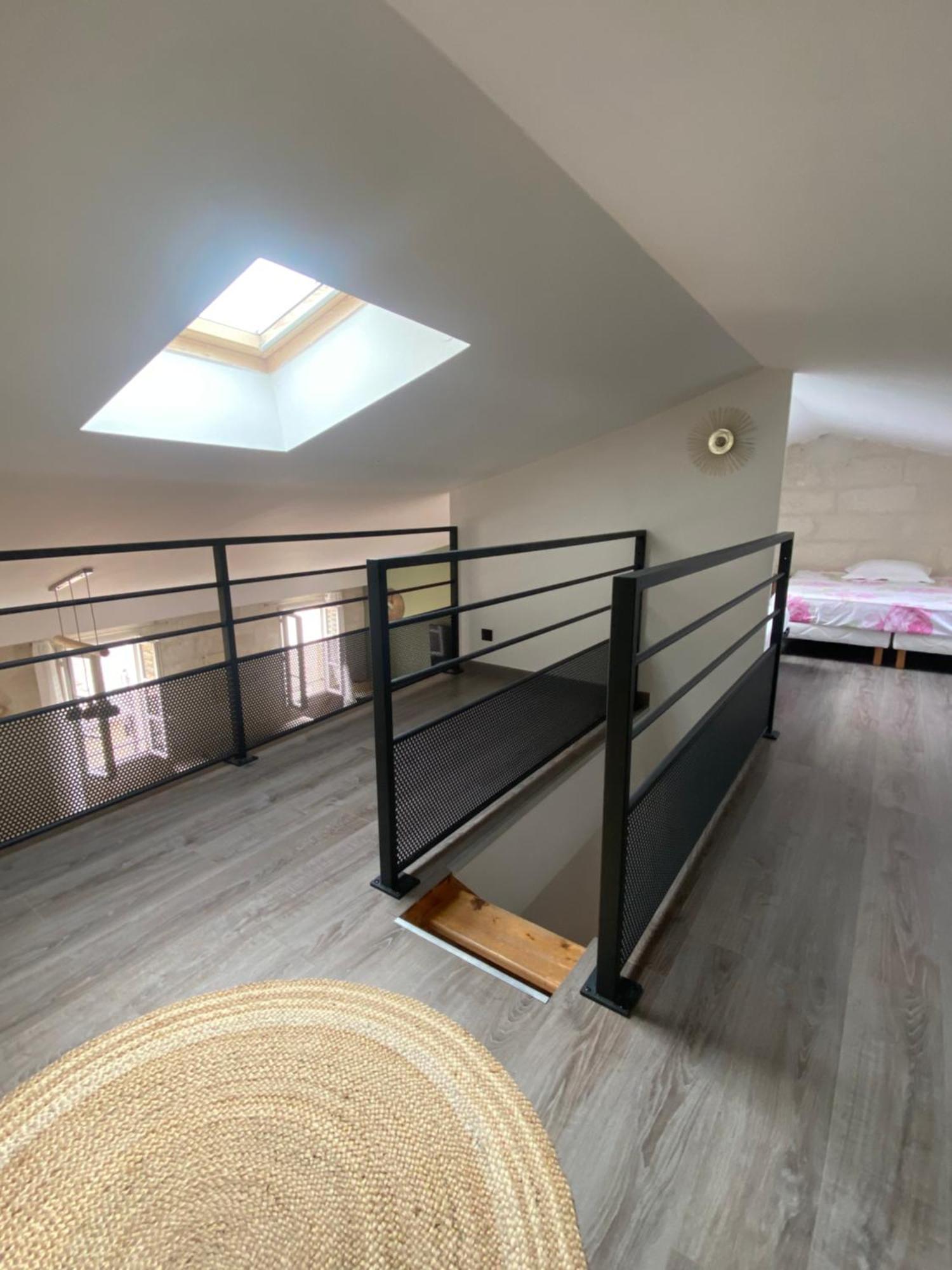 Loft Spacieux Au Coeur Des Remparts D'Aigues-Mortes Exterior photo